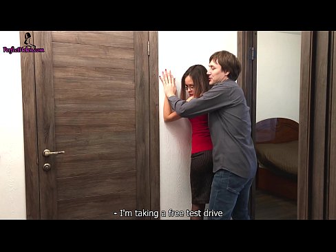 ❤️ Sexy Realtor e Itšohlometsa Pussy ea Hae le Li-Fucks Ha A ntse A Rekisa Afolete ea Hae - Krempai Porno  ❌